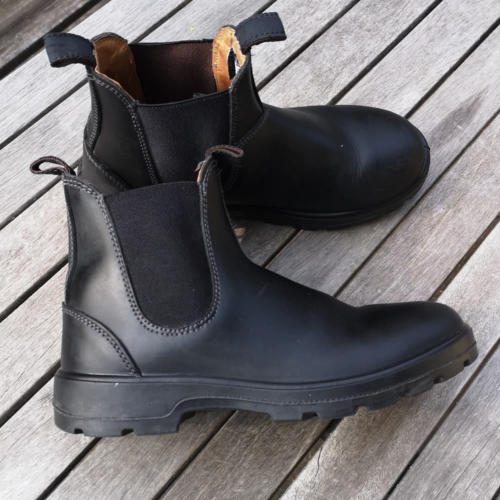 Aquatherm leather ankle boots